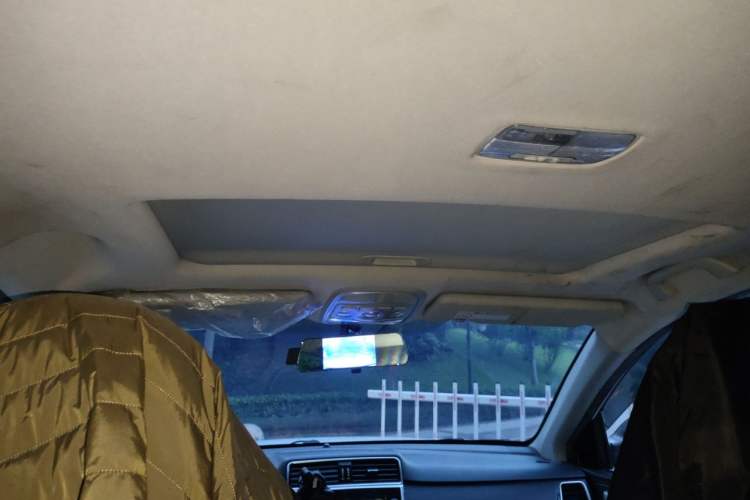 Used Haval M6 2019 1.5T Manual Two-Wheel Drive Elite Version China VI Standard Headliner