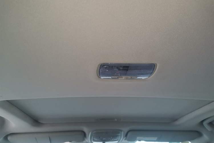 Used Haval M6 2019 1.5T DCT Two-Wheel Drive Elite Version China VI Standard Headliner