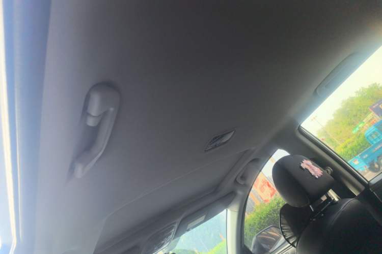 Used Haval M6 2019 1.5T DCT Two-Wheel Drive Elite Version China VI Standard Headliner