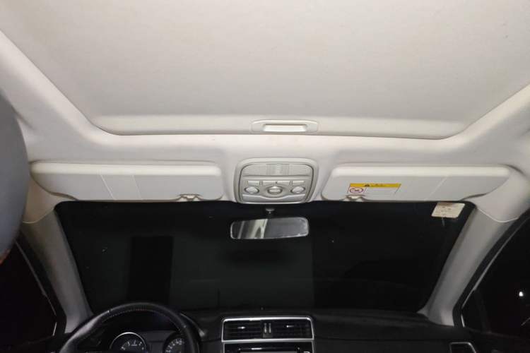 Used Haval M6 2019 1.5T Manual Two-Wheel Drive Elite Version China VI Standard Headliner