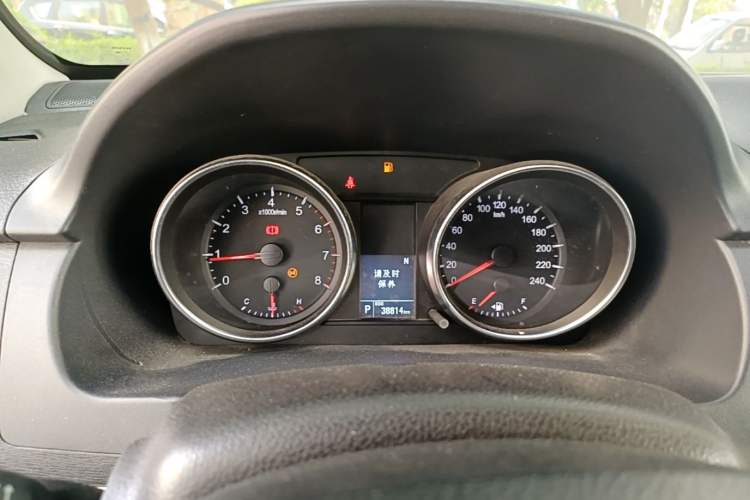Used Haval M6 2019 1.5T DCT Two-Wheel Drive Value Edition China VI Standard Instrument Cluster