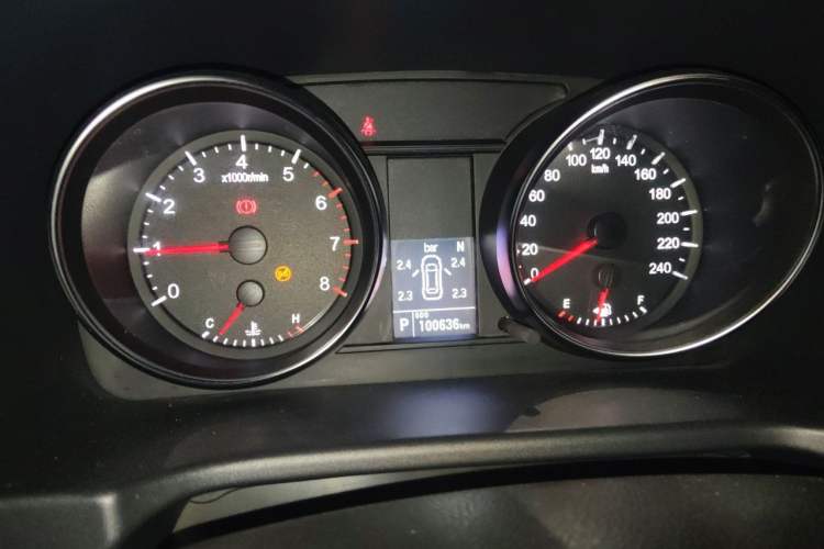 Used Haval M6 2019 1.5T DCT Two-Wheel Drive Elite Version China VI Standard Instrument Cluster
