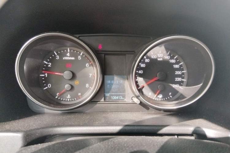 Used Haval M6 2019 1.5T Manual Two-Wheel Drive Elite Version China V Standard Instrument Cluster