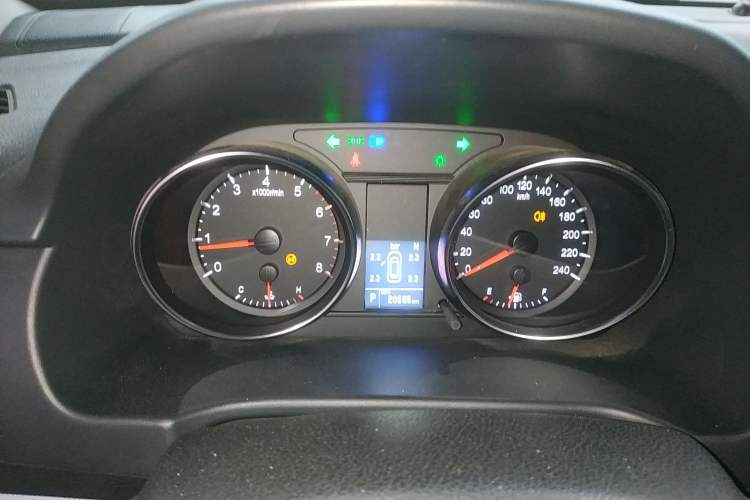 Used Haval M6 2019 1.5T DCT Two-Wheel Drive Value Edition China VI Standard Instrument Cluster
