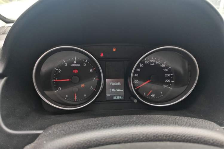 Used Haval M6 2019 1.5T Manual Two-Wheel Drive Elite Version China VI Standard Instrument Cluster
