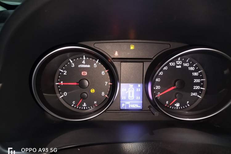 Used Haval M6 2019 1.5T DCT Two-Wheel Drive Value Edition China VI Standard Instrument Cluster