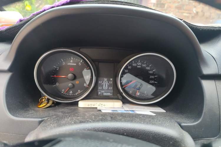Used Haval M6 2019 1.5T DCT Two-Wheel Drive Elite Version China VI Standard Instrument Cluster