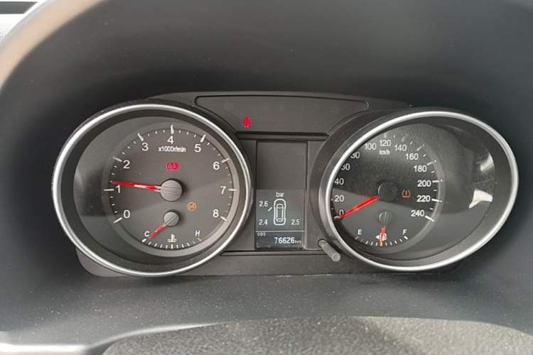 Used Haval M6 2019 1.5T Manual Two-Wheel Drive Elite Version China VI Standard Instrument Cluster