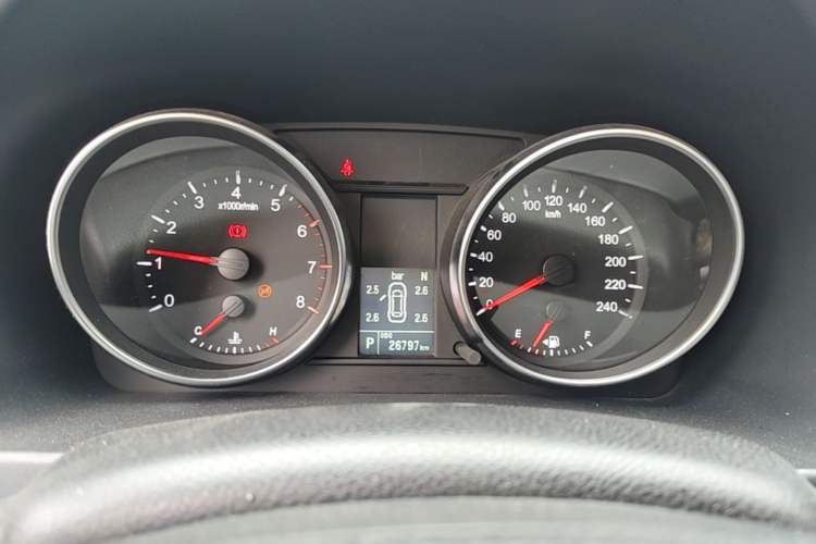 Used Haval M6 2019 1.5T DCT Two-Wheel Drive Value Edition China VI Standard Instrument Cluster