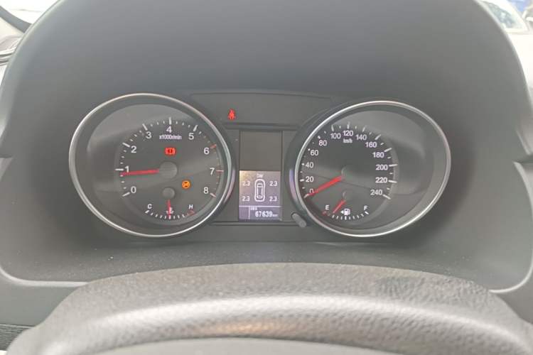 Used Haval M6 2019 1.5T Manual Two-Wheel Drive Elite Version China V Standard Instrument Cluster