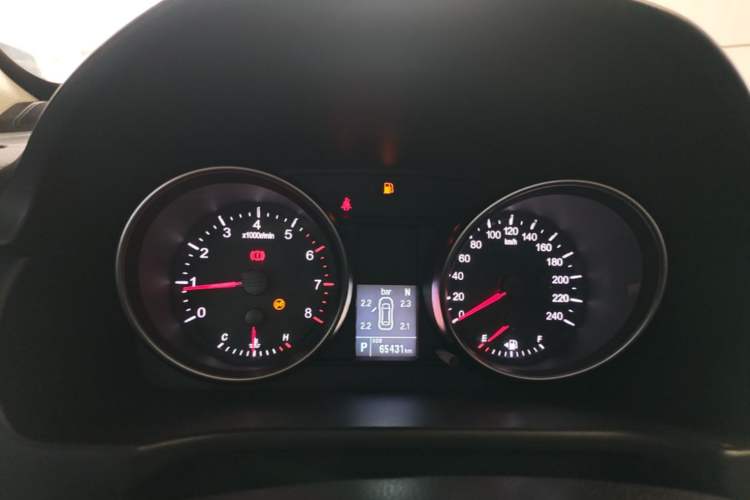 Used Haval M6 2019 1.5T DCT Two-Wheel Drive Elite Version China V Standard Instrument Cluster