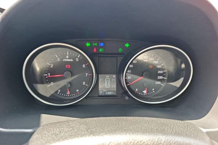 Used Haval M6 2019 1.5T DCT Two-Wheel Drive Elite Version China VI Standard Instrument Cluster