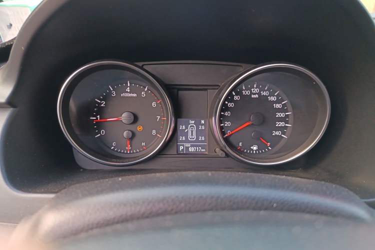 Used Haval M6 2019 1.5T DCT Two-Wheel Drive Value Edition China VI Standard Instrument Cluster