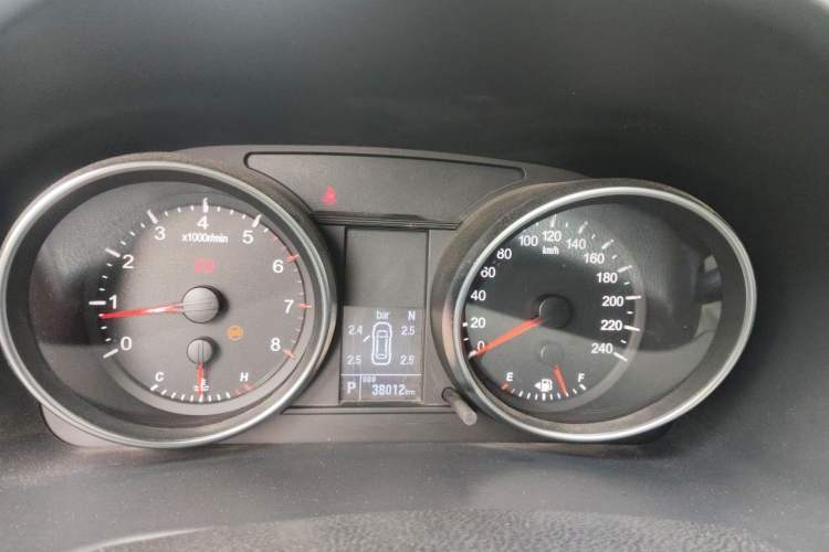 Used Haval M6 2019 1.5T DCT Two-Wheel Drive Elite Version China V Standard Instrument Cluster