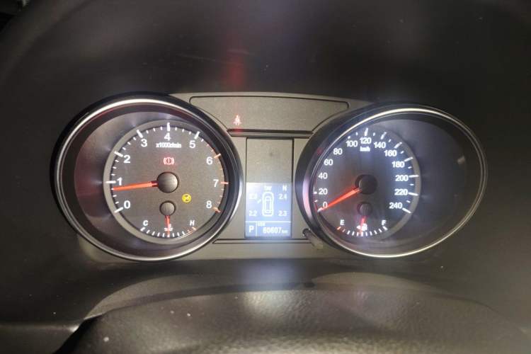 Used Haval M6 2019 1.5T DCT Two-Wheel Drive Value Edition China VI Standard Instrument Cluster