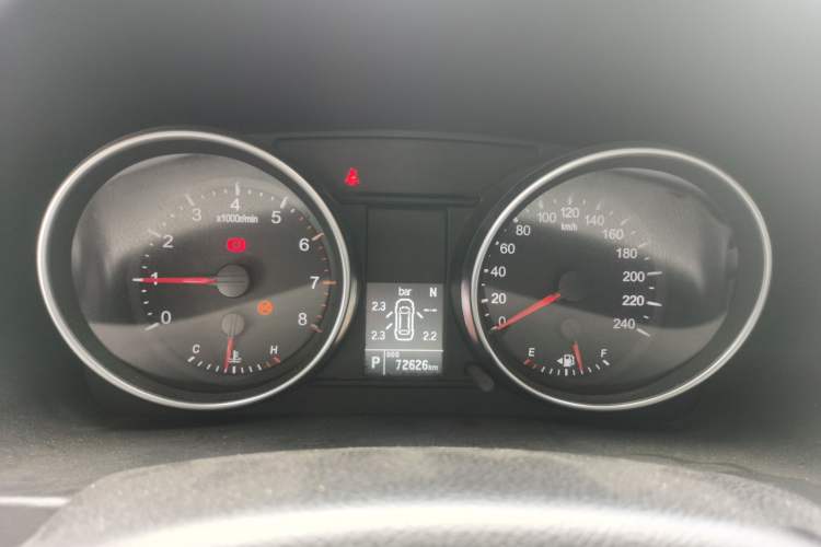 Used Haval M6 2019 1.5T DCT Two-Wheel Drive Elite Version China VI Standard Instrument Cluster