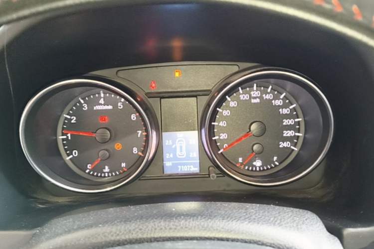 Used Haval M6 2019 1.5T Manual Two-Wheel Drive Elite Version China VI Standard Instrument Cluster