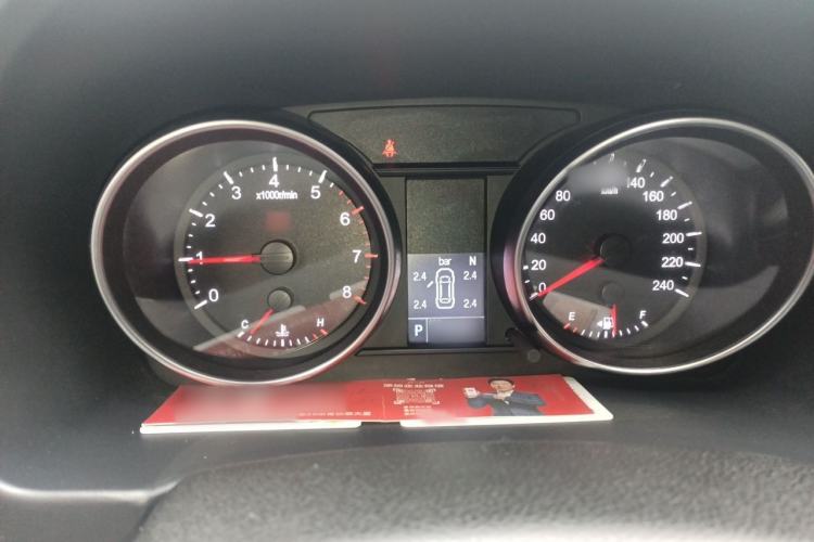 Used Haval M6 2019 1.5T DCT Two-Wheel Drive Elite Version China VI Standard Instrument Cluster