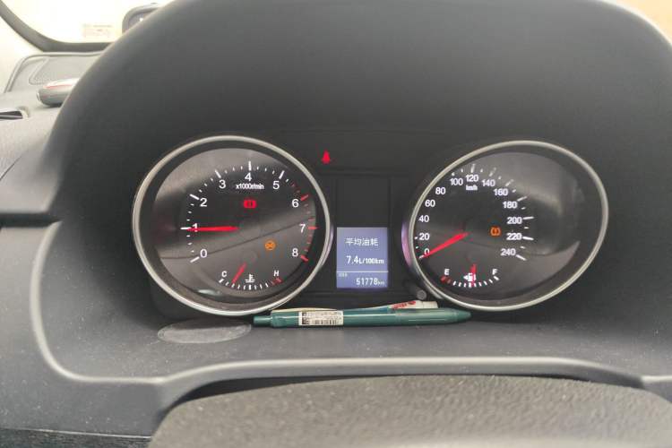 Used Haval M6 2019 1.5T Manual Two-Wheel Drive Elite Version China VI Standard Instrument Cluster
