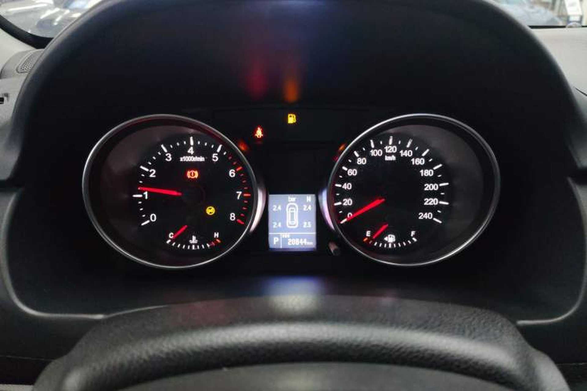 Used Haval M6 2019 1.5T DCT Two-Wheel Drive Elite Version China VI Standard Instrument Cluster