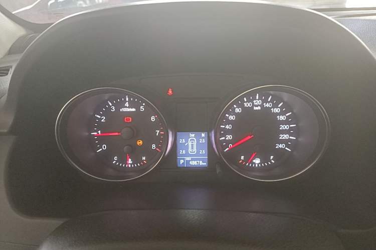 Used Haval M6 2019 1.5T DCT Two-Wheel Drive Elite Version China VI Standard Instrument Cluster