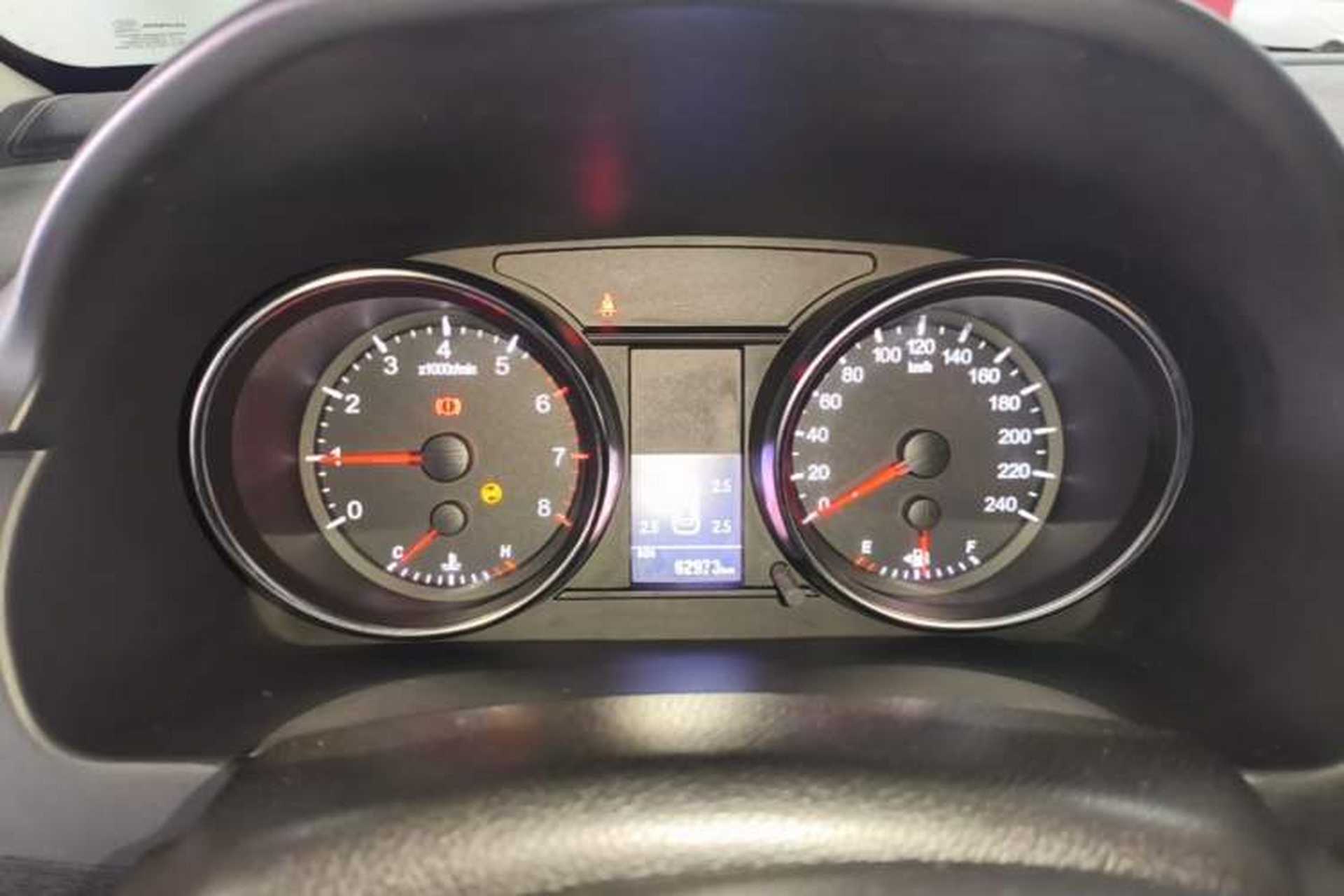 Used Haval M6 2019 1.5T Manual Two-Wheel Drive Urban Version China VI Standard Instrument Cluster