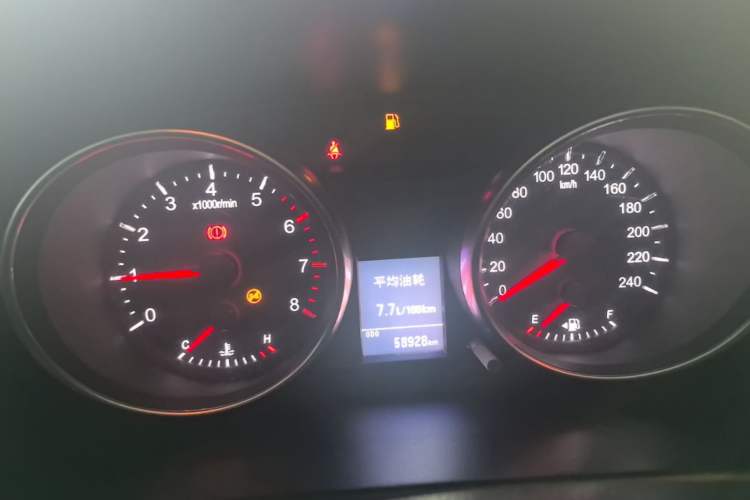 Used Haval M6 2019 1.5T Manual Two-Wheel Drive Elite Version China VI Standard Instrument Cluster