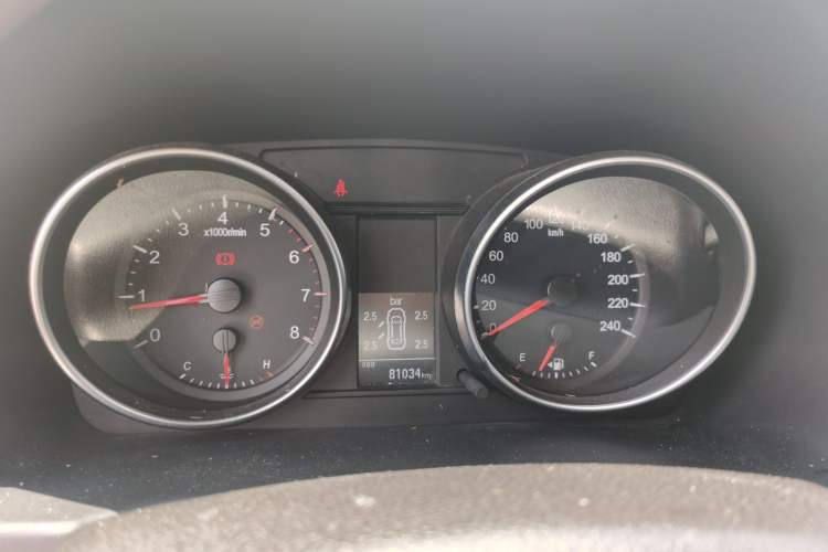 Used Haval M6 2019 1.5T Manual Two-Wheel Drive Elite Version China VI Standard Instrument Cluster