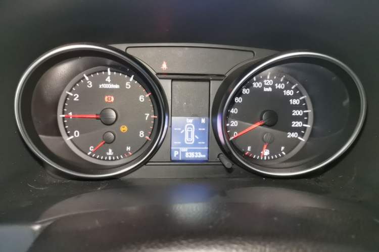 Used Haval M6 2019 1.5T DCT Two-Wheel Drive Value Edition China VI Standard Instrument Cluster