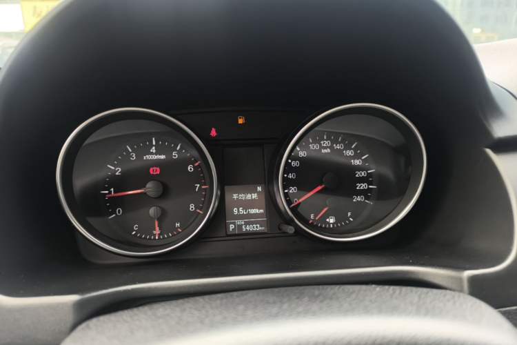 Used Haval M6 2019 1.5T DCT Two-Wheel Drive Value Edition China VI Standard Instrument Cluster