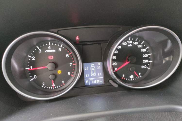 Used Haval M6 2019 1.5T DCT Two-Wheel Drive Elite Version China V Standard Instrument Cluster