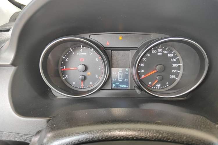Used Haval M6 2019 1.5T DCT Two-Wheel Drive Elite Version China VI Standard Instrument Cluster