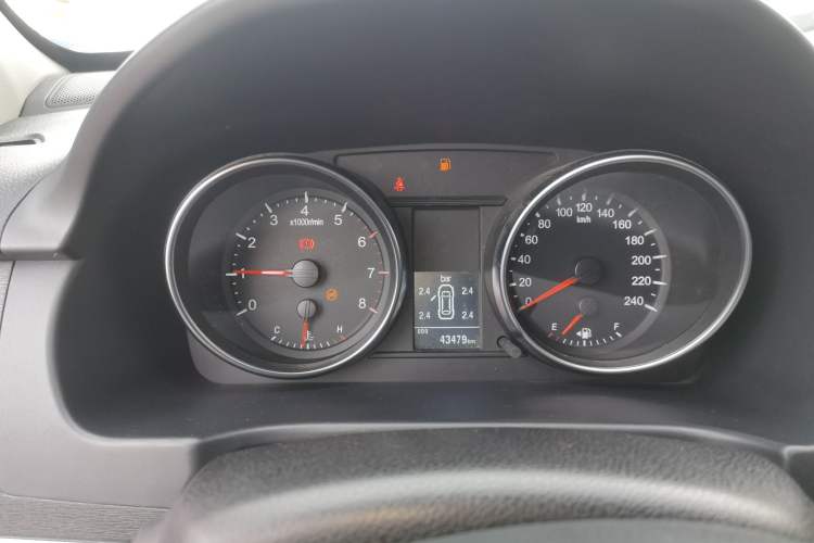 Used Haval M6 2019 1.5T Manual Two-Wheel Drive Elite Version China VI Standard Instrument Cluster
