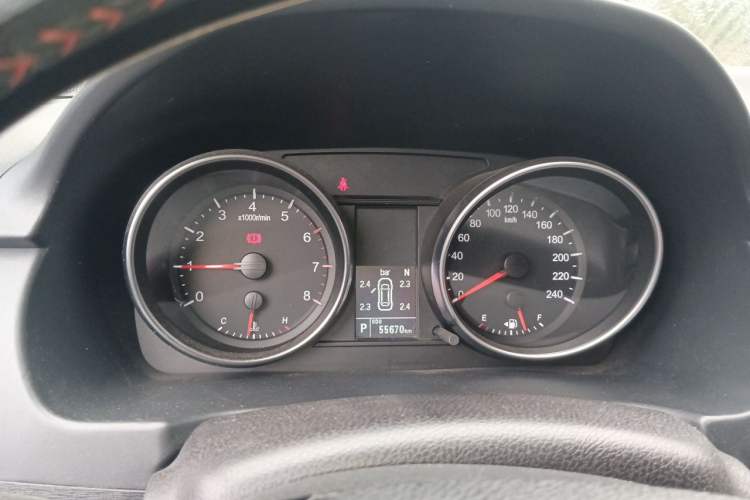 Used Haval M6 2019 1.5T DCT Two-Wheel Drive Elite Version China VI Standard Instrument Cluster