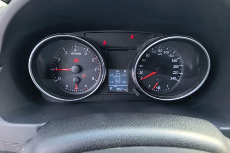 Used Haval M6 2019 1.5T DCT Two-Wheel Drive Elite Version China VI Standard Instrument Cluster