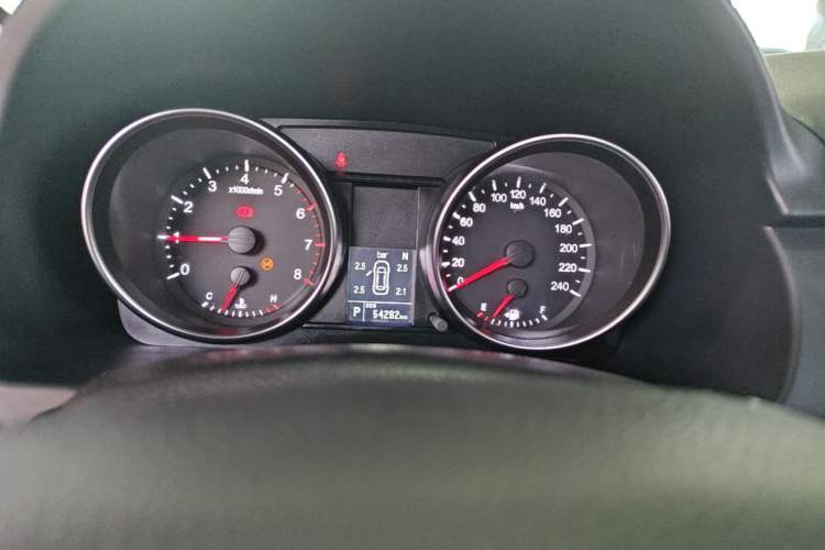 Used Haval M6 2019 1.5T DCT Two-Wheel Drive Value Edition China VI Standard Instrument Cluster