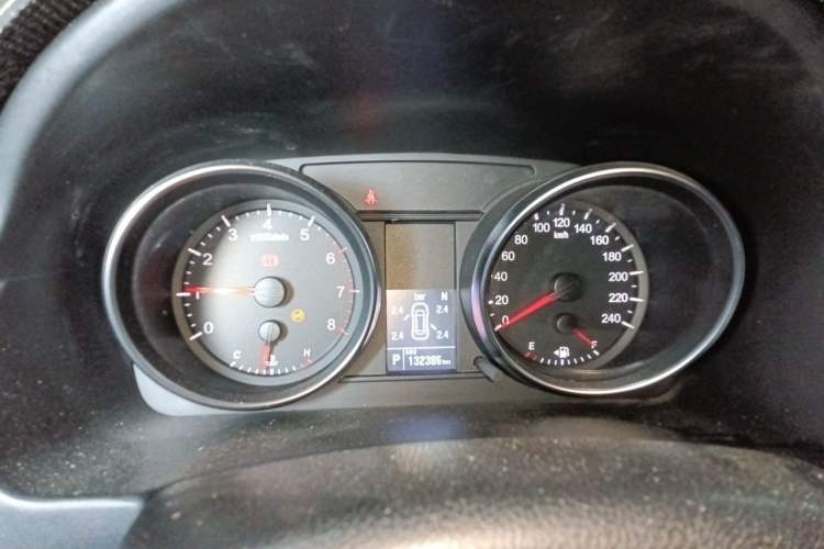 Used Haval M6 2019 1.5T DCT Two-Wheel Drive Value Edition China VI Standard Instrument Cluster