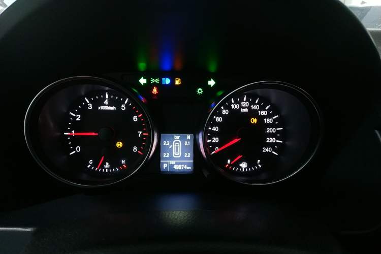 Used Haval M6 2019 1.5T DCT Two-Wheel Drive Value Edition China VI Standard Instrument Cluster