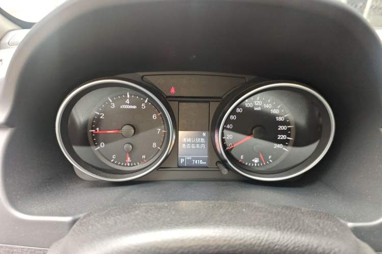 Used Haval M6 2019 1.5T DCT Two-Wheel Drive Elite Version China VI Standard Instrument Cluster