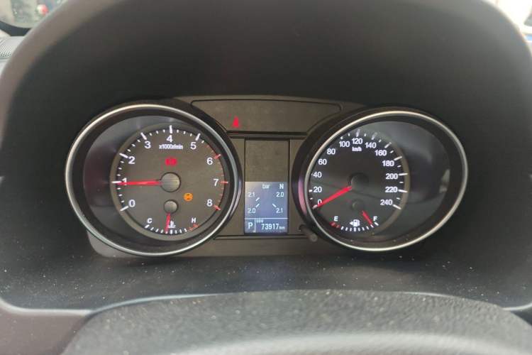 Used Haval M6 2019 1.5T DCT Two-Wheel Drive Elite Version China VI Standard Instrument Cluster
