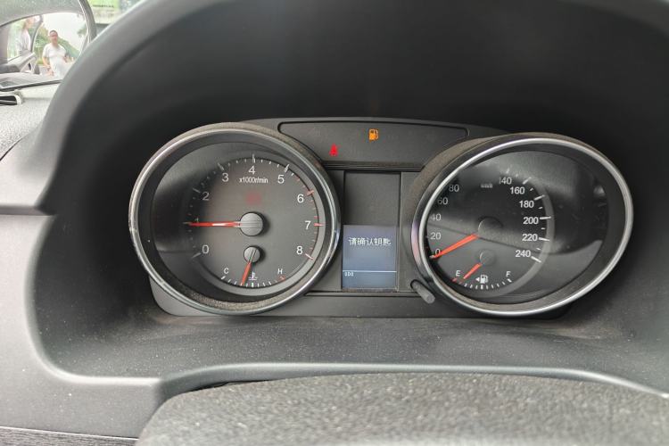 Used Haval M6 2019 1.5T Manual Two-Wheel Drive Urban Version China VI Standard Instrument Cluster