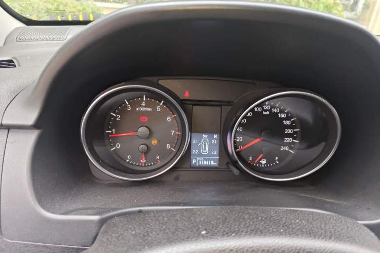 Used Haval M6 2019 1.5T DCT Two-Wheel Drive Elite Version China V Standard Instrument Cluster