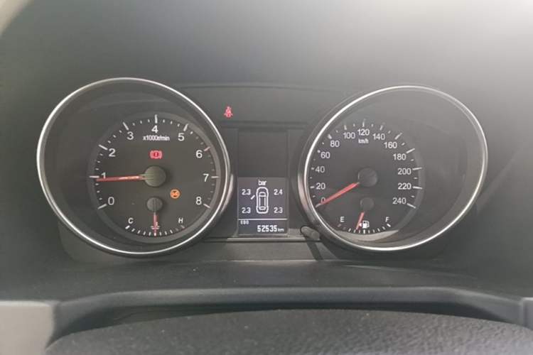 Used Haval M6 2019 1.5T Manual Two-Wheel Drive Elite Version China VI Standard Instrument Cluster