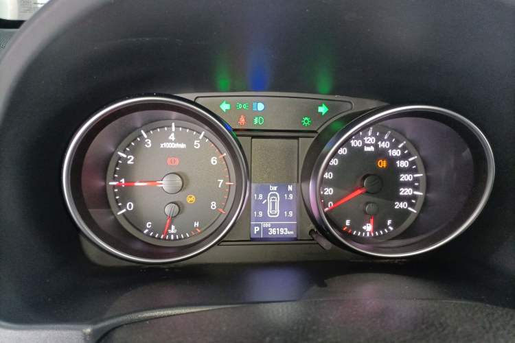 Used Haval M6 2019 1.5T DCT Two-Wheel Drive Elite Version China VI Standard Instrument Cluster