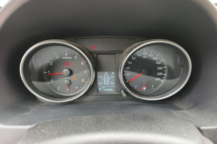 Used Haval M6 2019 1.5T DCT Two-Wheel Drive Elite Version China VI Standard Instrument Cluster