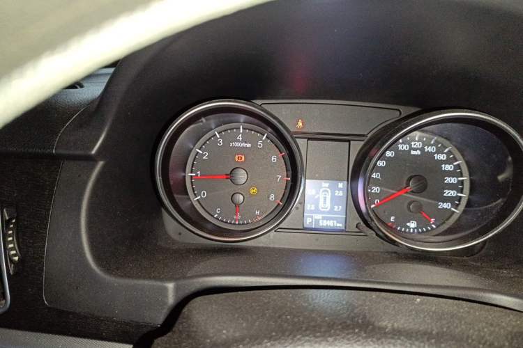 Used Haval M6 2019 1.5T DCT Two-Wheel Drive Value Edition China VI Standard Instrument Cluster
