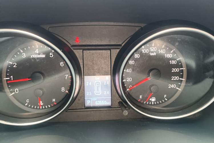 Used Haval M6 2019 1.5T DCT Two-Wheel Drive Value Edition China VI Standard Instrument Cluster
