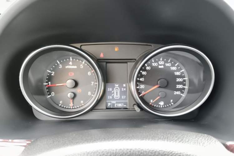 Used Haval M6 2019 1.5T DCT Two-Wheel Drive Elite Version China VI Standard Instrument Cluster