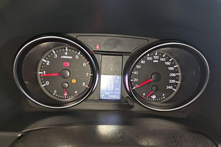 Used Haval M6 2019 1.5T DCT Two-Wheel Drive Elite Version China VI Standard Instrument Cluster