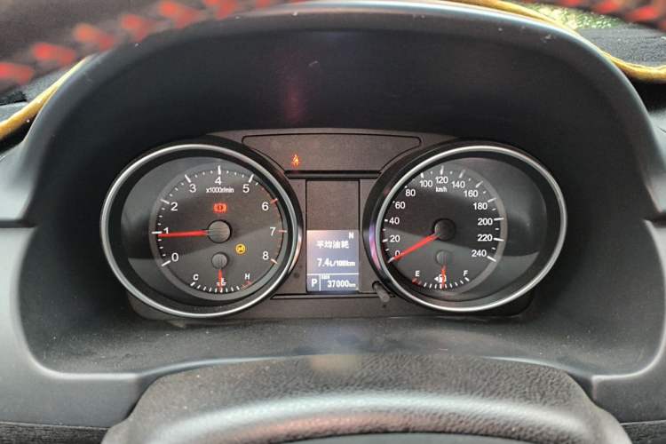 Used Haval M6 2019 1.5T DCT Two-Wheel Drive Elite Version China VI Standard Instrument Cluster